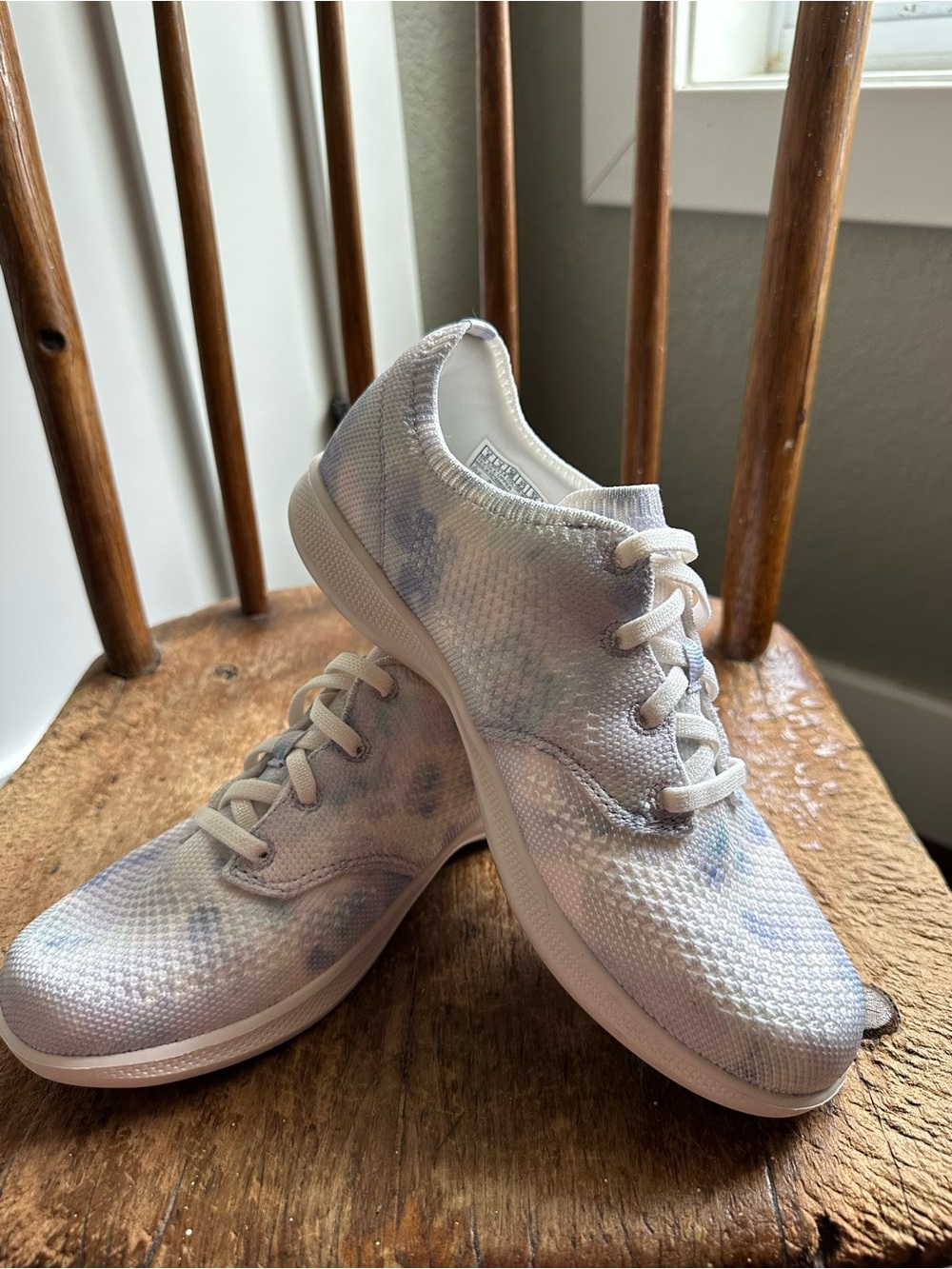 Skechers Women's Light Purple Tie-Dye Knit Slip-On Sneakers